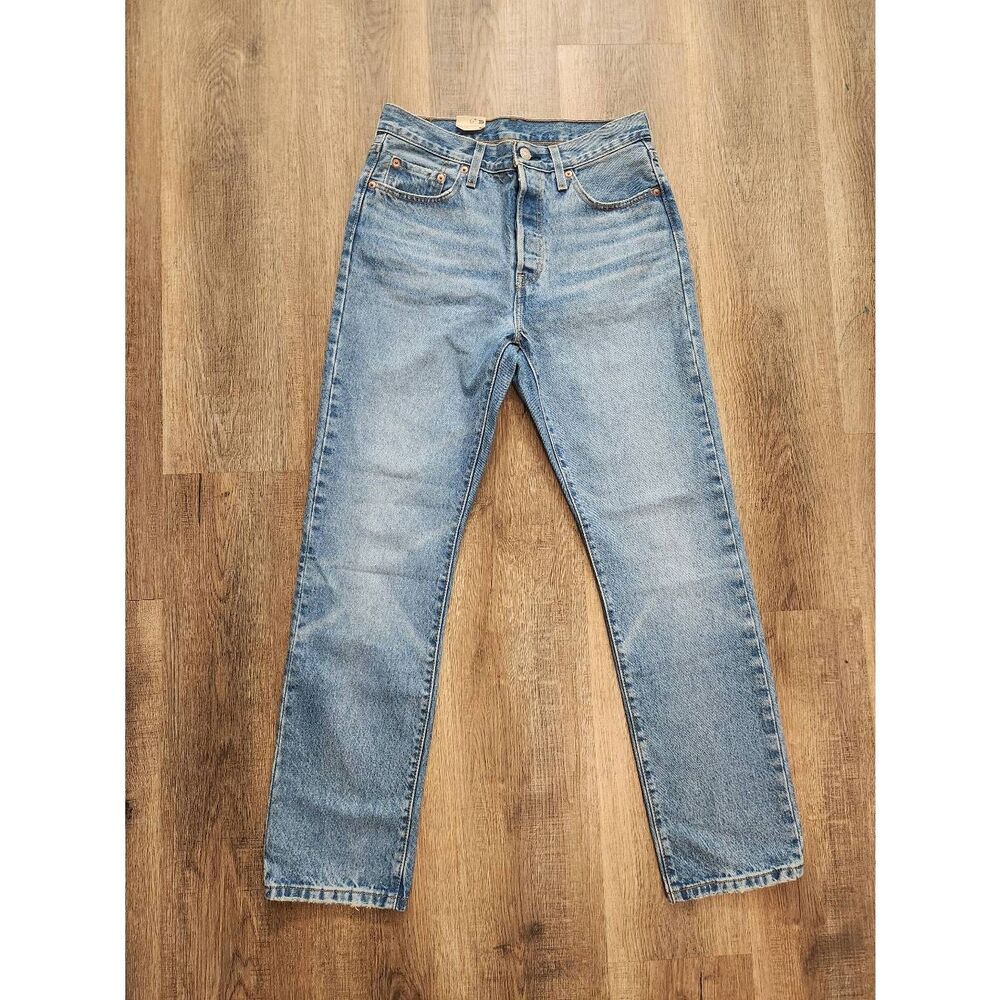 VINTAGE Levi's Men's Straight Jeans - Light Blue Denim